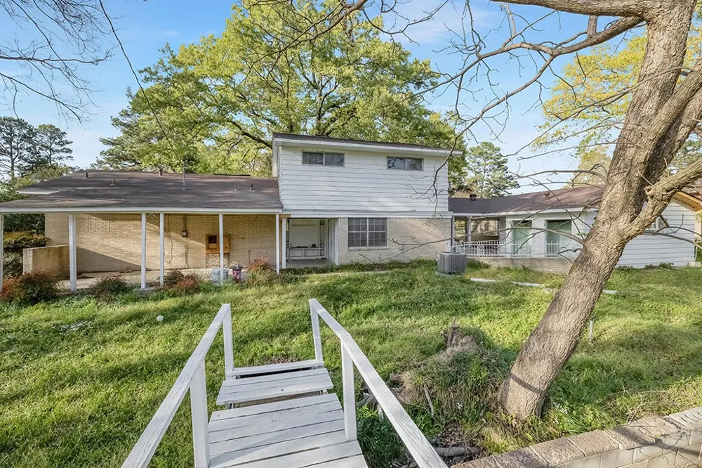 2305 Cherry Hill Road Texarkana, TX 75503
