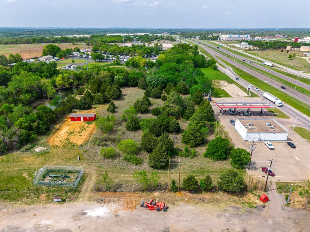 6731 Conveyor Drive Burleson, TX 76031