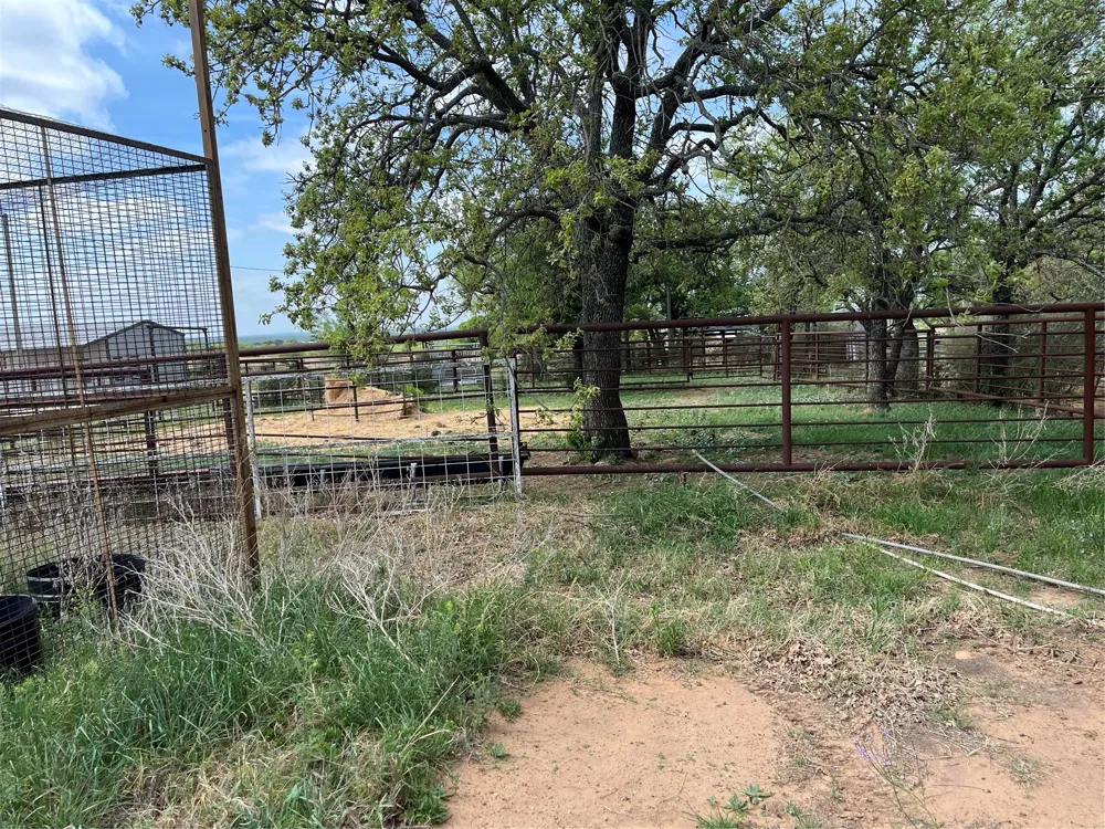 2190 W FM 574 ROAD W Mullin, TX 76864