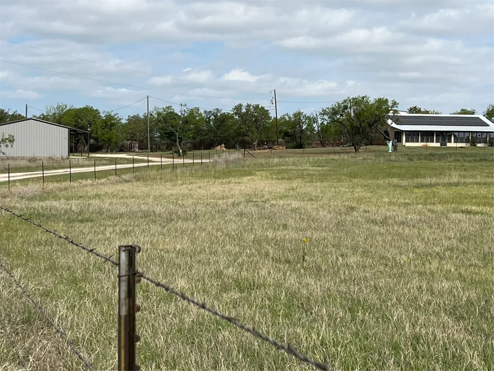 2190 W FM 574 ROAD W Mullin, TX 76864