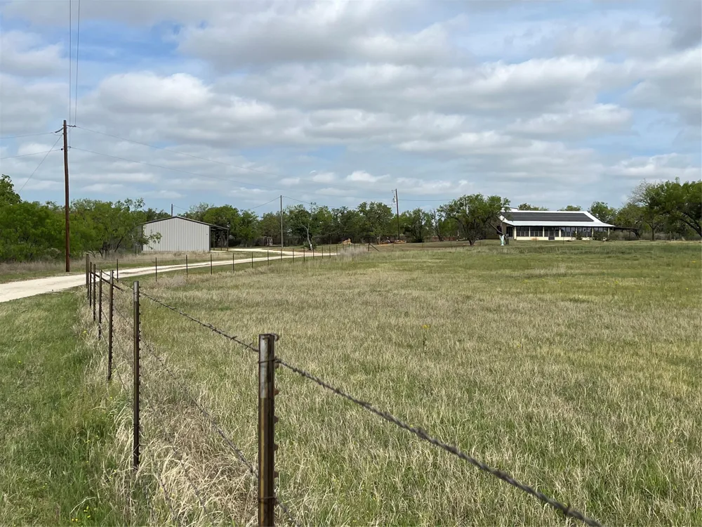 2190 W FM 574 ROAD W Mullin, TX 76864