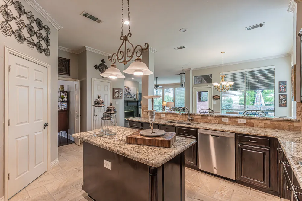 3240 Paddock Circle Flower Mound, TX 75022