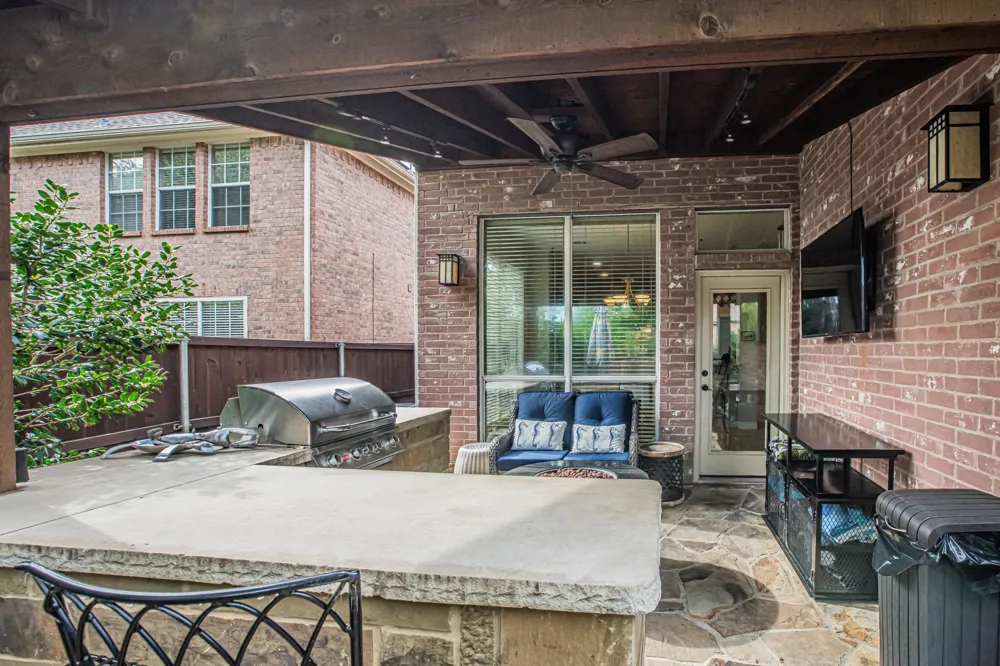 3240 Paddock Circle Flower Mound, TX 75022