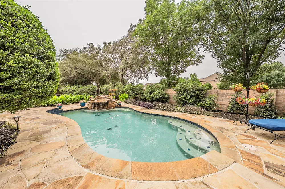 3240 Paddock Circle Flower Mound, TX 75022