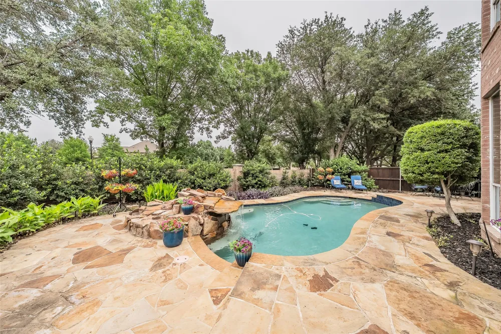 3240 Paddock Circle Flower Mound, TX 75022
