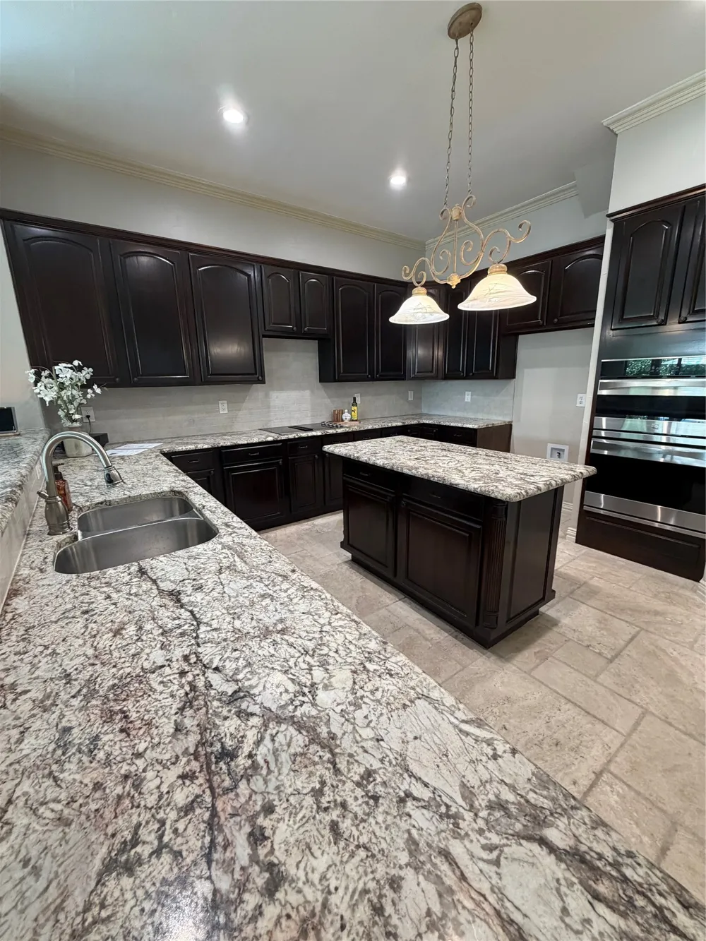 3240 Paddock Circle Flower Mound, TX 75022