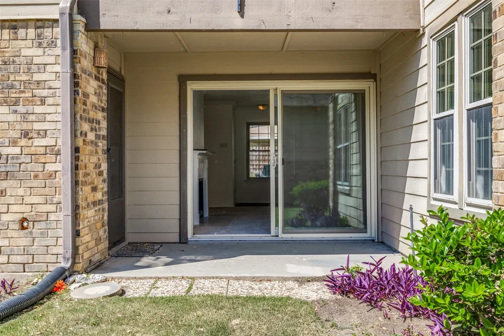 5300 Keller Springs #1086 Dallas, TX 75248
