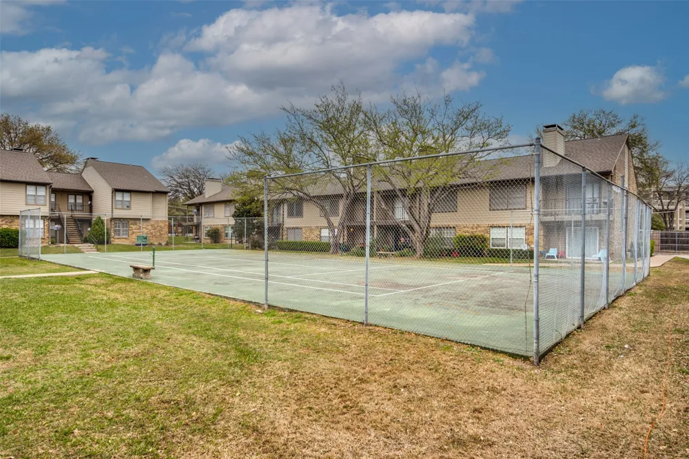5300 Keller Springs #1086 Dallas, TX 75248