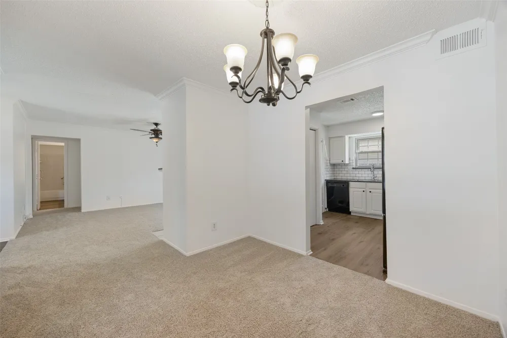 5300 Keller Springs #1086 Dallas, TX 75248