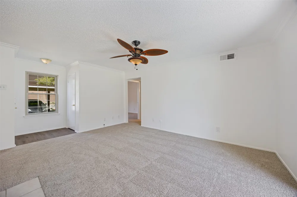 5300 Keller Springs #1086 Dallas, TX 75248