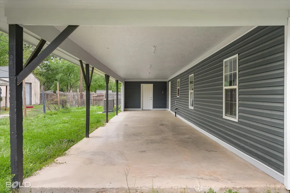 1001 Dale Drive Benton, LA 71006