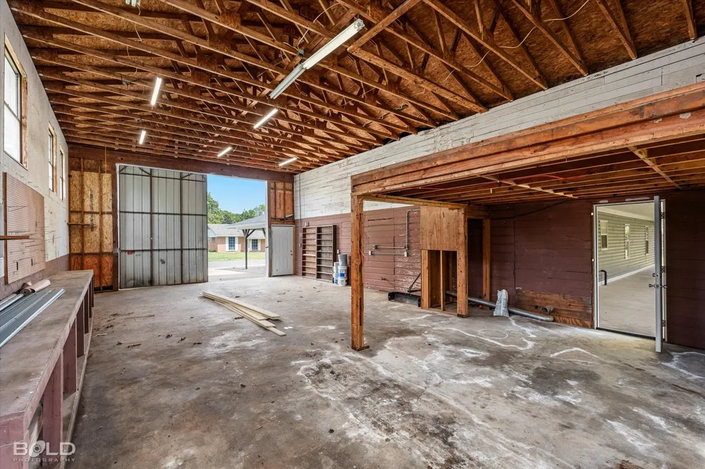 1001 Dale Drive Benton, LA 71006