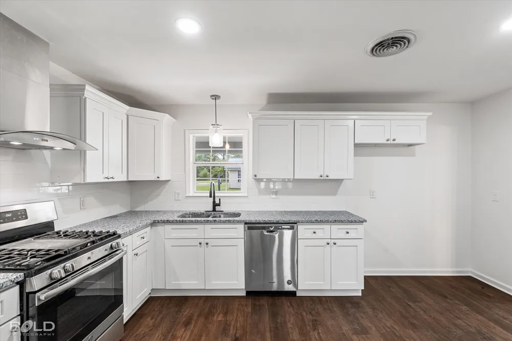 1001 Dale Drive Benton, LA 71006
