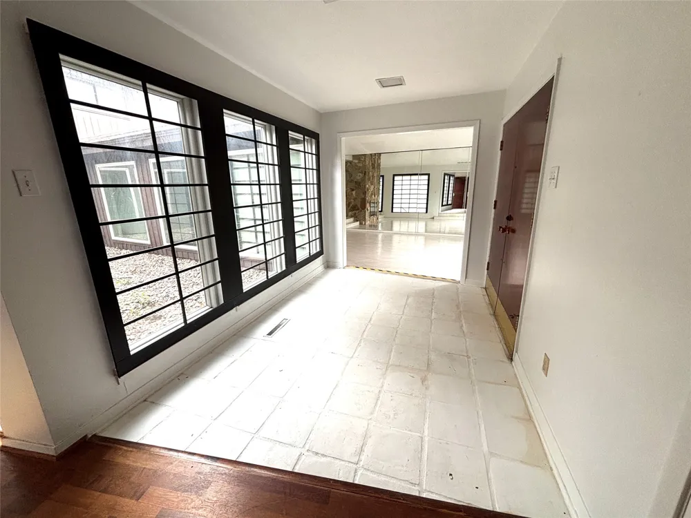 12 Creekwood Circle Richardson, TX 75080