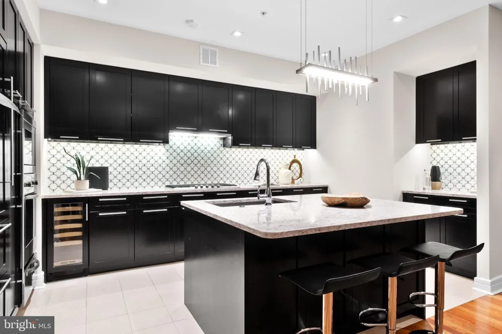 1414 S PENN SQUARE #30CDE Philadelphia, PA 19102