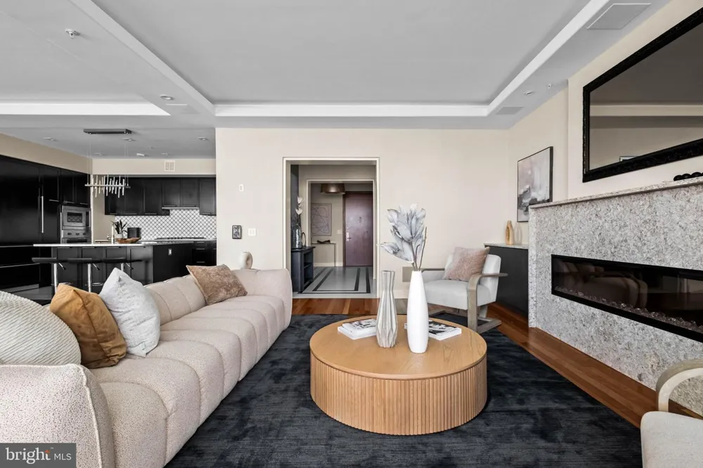 1414 S PENN SQUARE #30CDE Philadelphia, PA 19102