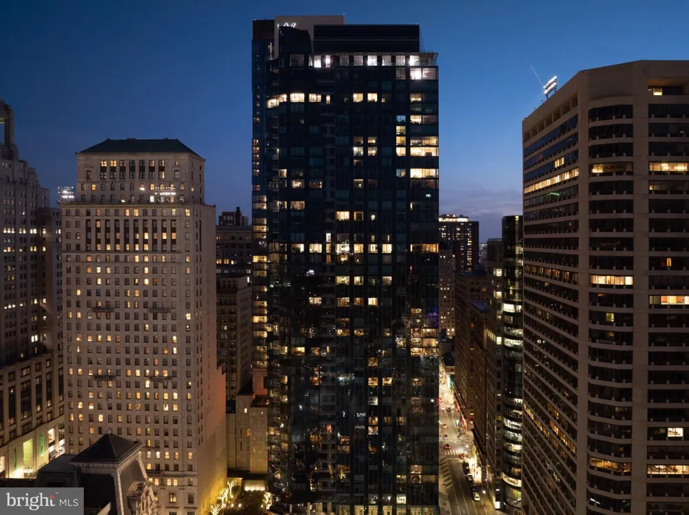 1414 S PENN SQUARE #30CDE Philadelphia, PA 19102