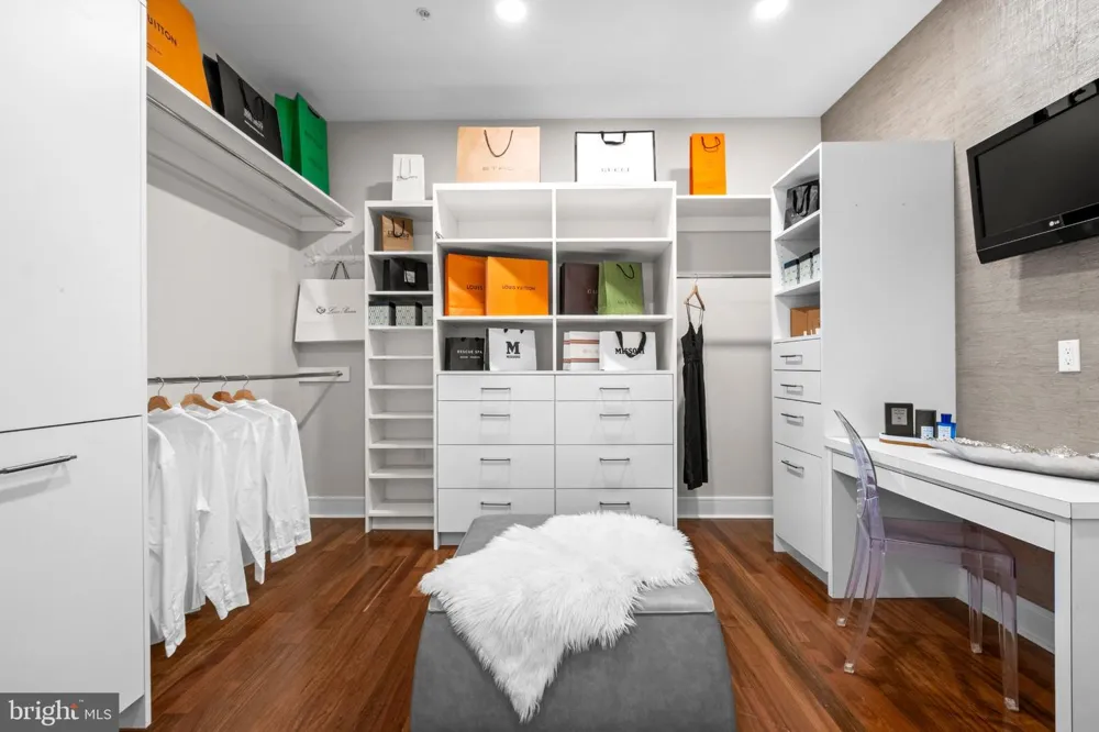 1414 S PENN SQUARE #30CDE Philadelphia, PA 19102