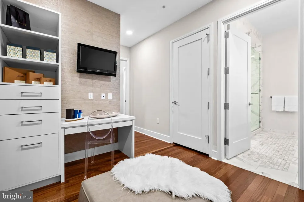 1414 S PENN SQUARE #30CDE Philadelphia, PA 19102