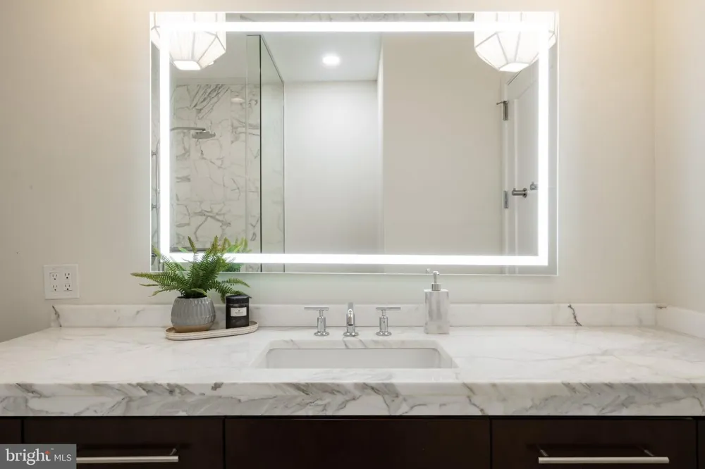 1414 S PENN SQUARE #30CDE Philadelphia, PA 19102