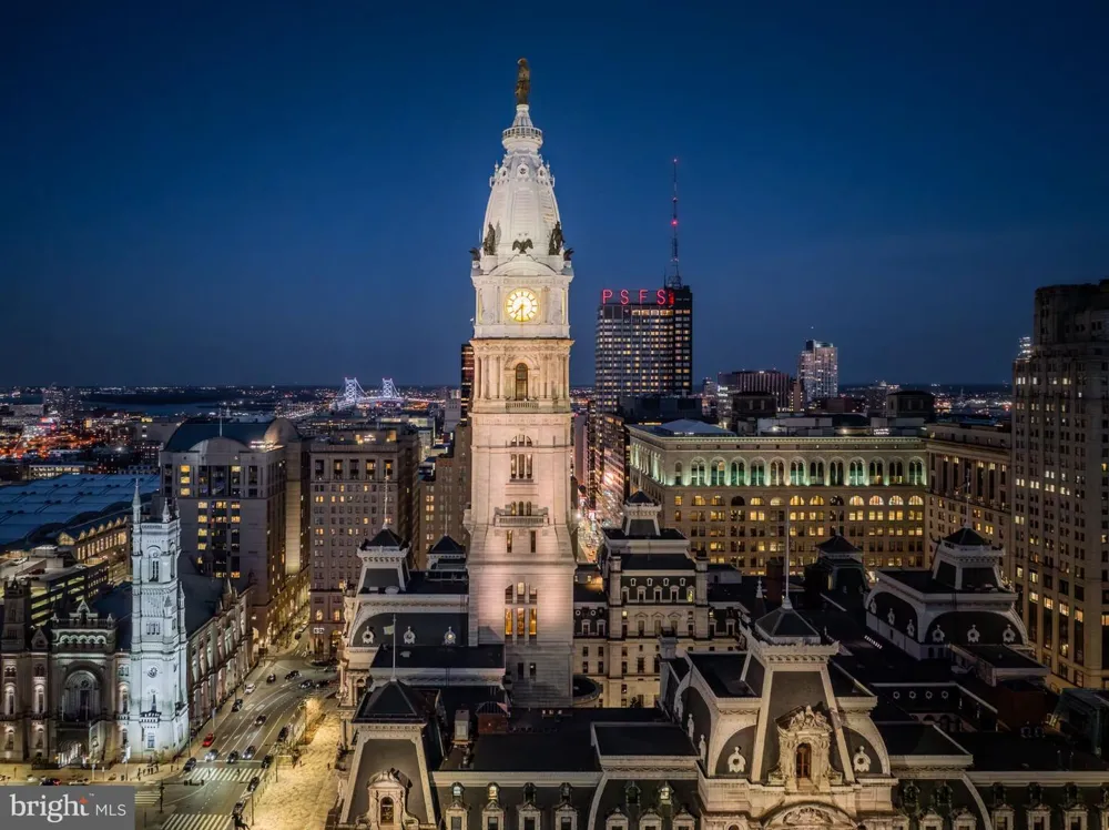 1414 S PENN SQUARE #30CDE Philadelphia, PA 19102