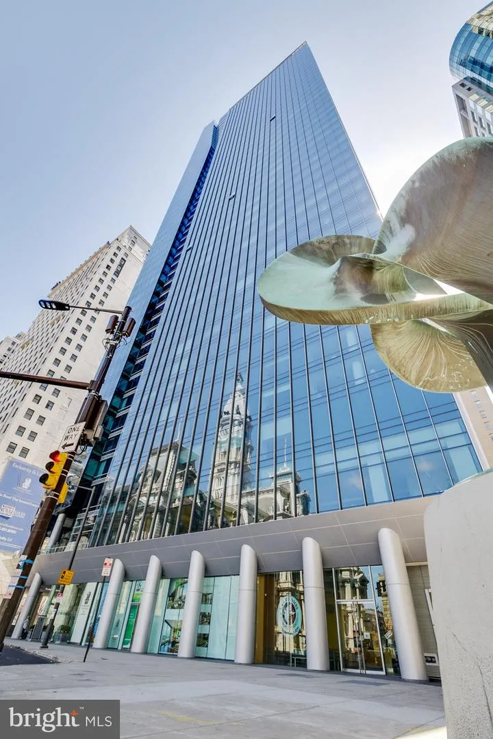 1414 S PENN SQUARE #30CDE Philadelphia, PA 19102