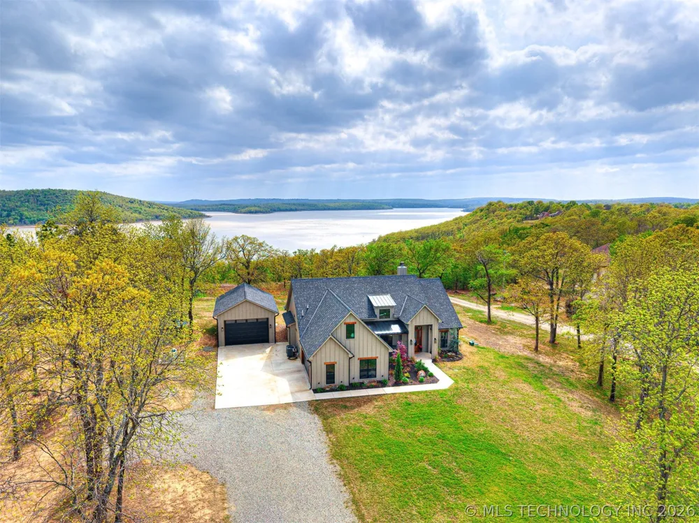 138 Eagles Nest Drive Eufaula, OK 74432