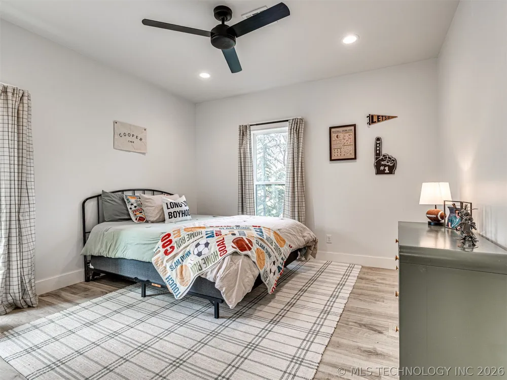 138 Eagles Nest Drive Eufaula, OK 74432
