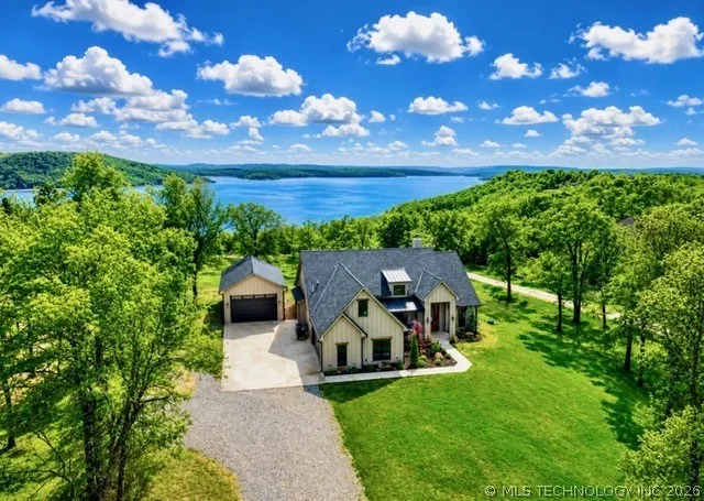 138 Eagles Nest Drive Eufaula, OK 74432