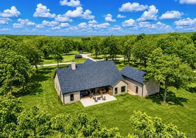 138 Eagles Nest Drive Eufaula, OK 74432