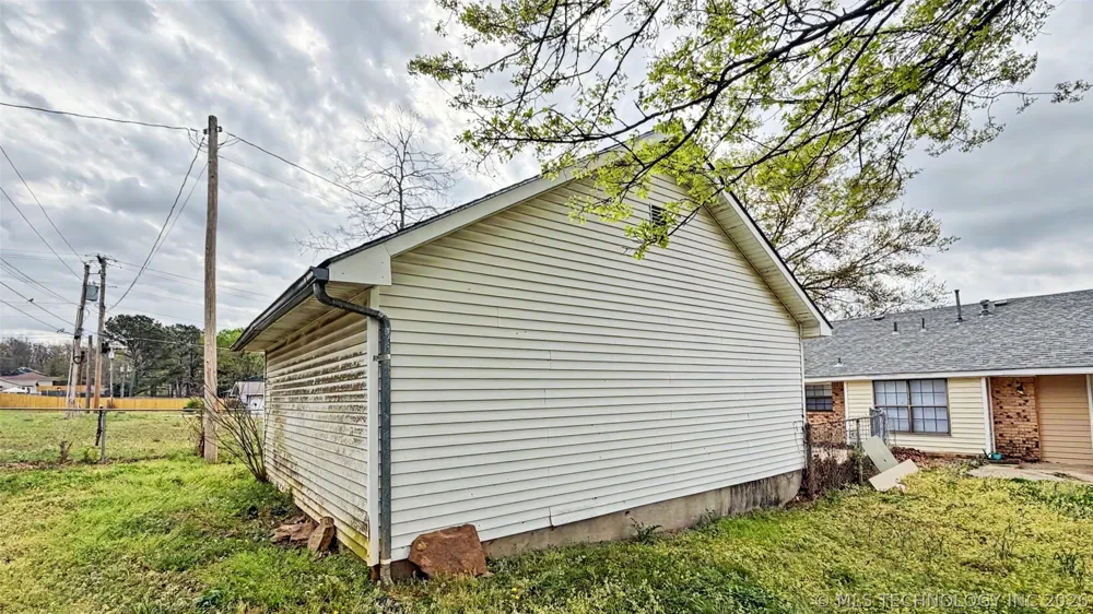 403 Kim Street Tahlequah, OK 74464