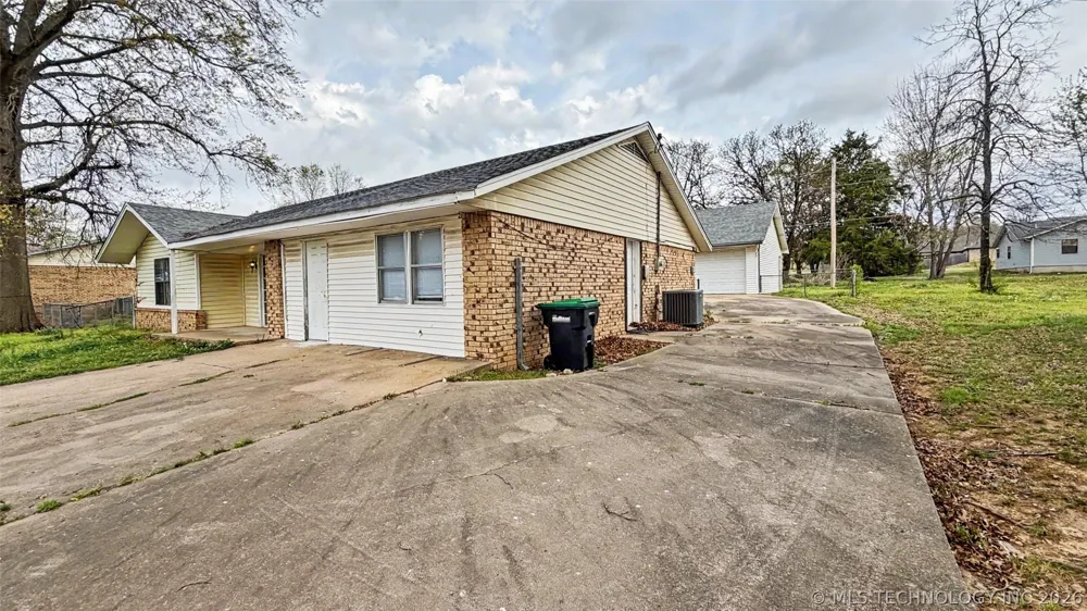 403 Kim Street Tahlequah, OK 74464
