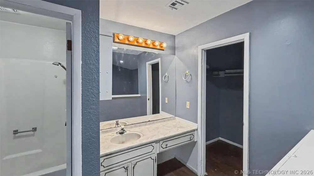 403 Kim Street Tahlequah, OK 74464