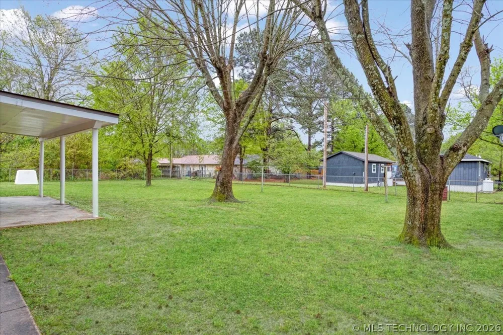 306 SE 4th Street Antlers, OK 74523