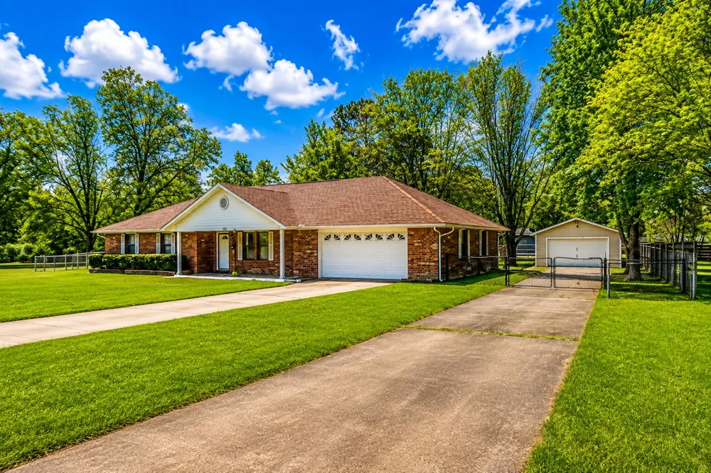 306 SE 4th Street Antlers, OK 74523