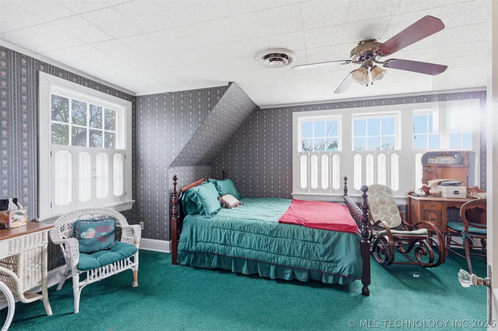 422 S Highland Ada, OK 74820