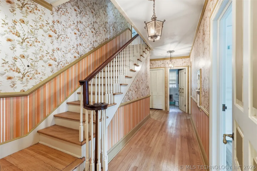 422 S Highland Ada, OK 74820