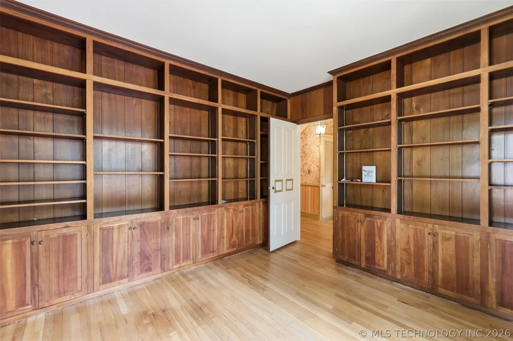422 S Highland Ada, OK 74820