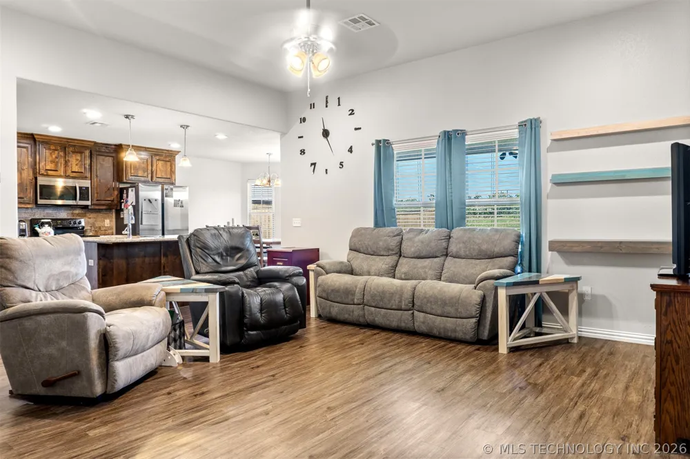 3400 Lazy Durant, OK 74701