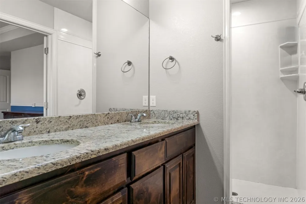 3400 Lazy Durant, OK 74701