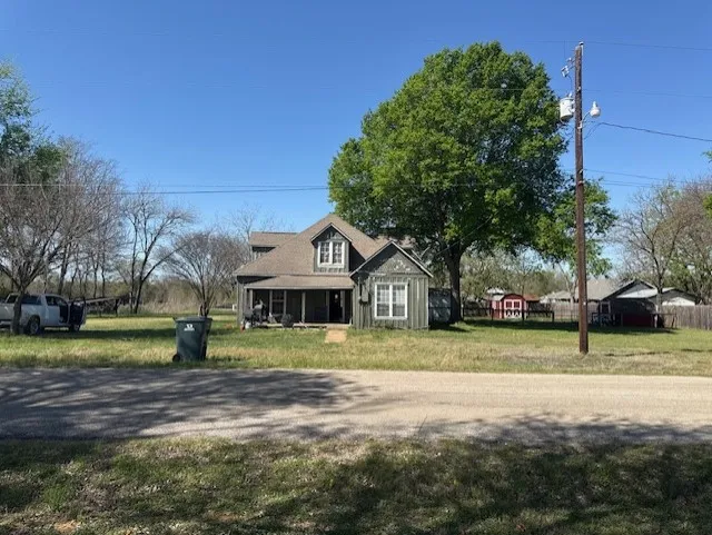 517 Giddings Street Lexington, TX 78947