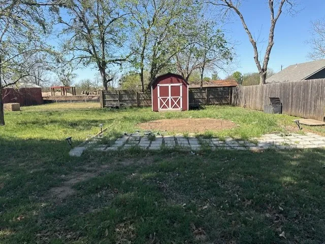 517 Giddings Street Lexington, TX 78947