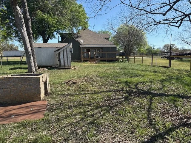 517 Giddings Street Lexington, TX 78947