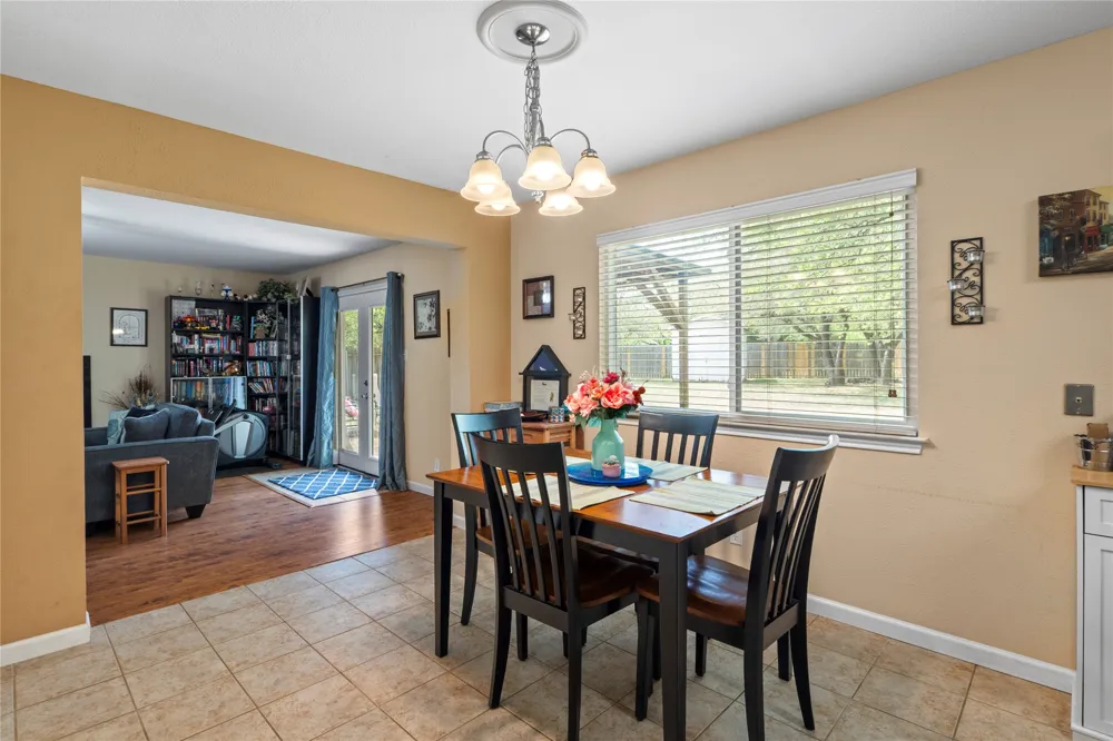 609 Wild Briar Cove Cedar Park, TX 78613