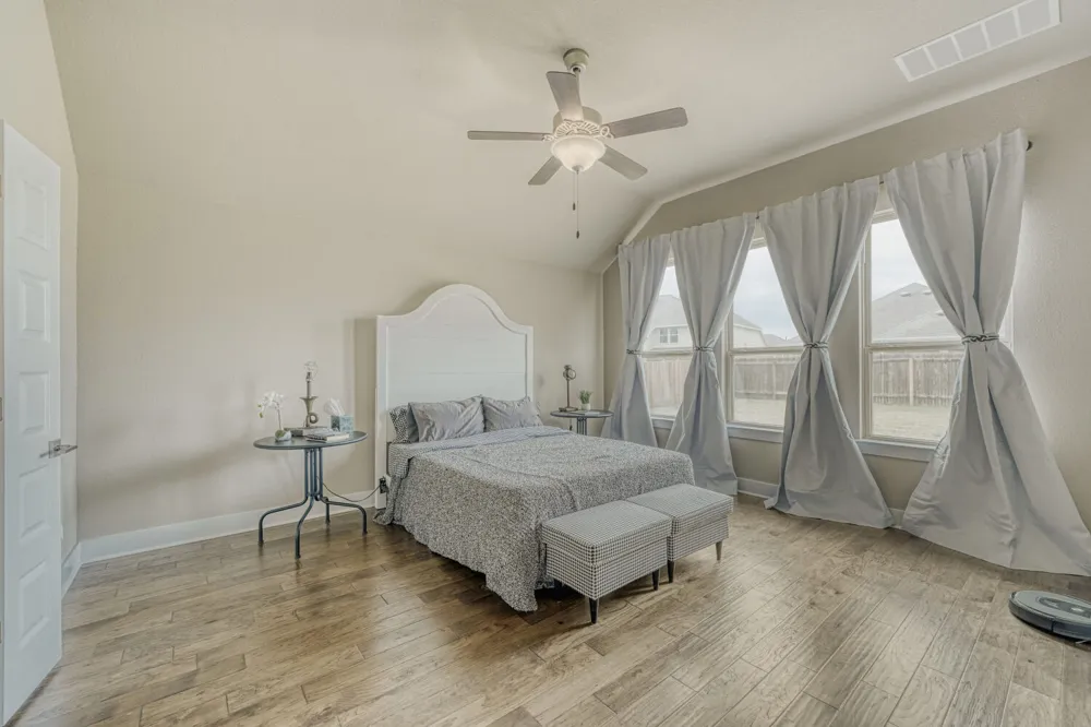 3317 Nighthawk Dive Lane Pflugerville, TX 78660