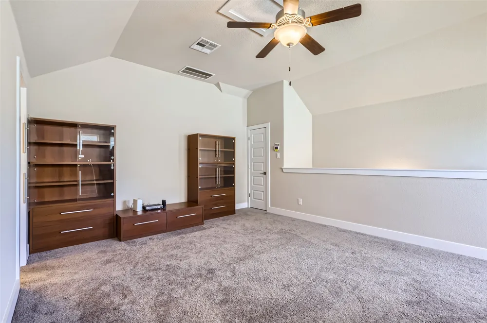 3317 Nighthawk Dive Lane Pflugerville, TX 78660