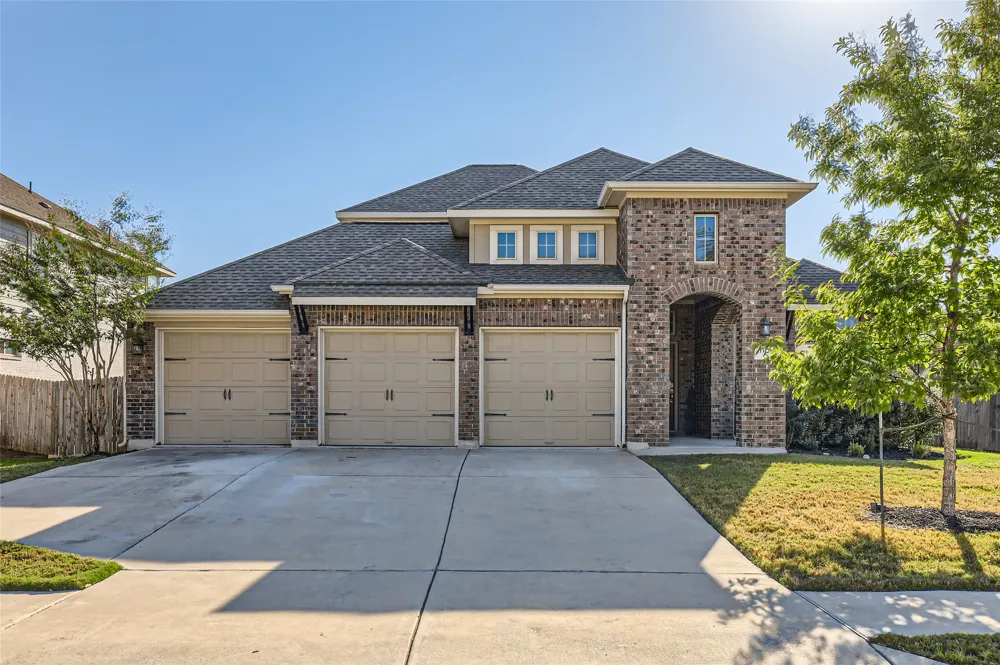 3317 Nighthawk Dive Lane Pflugerville, TX 78660
