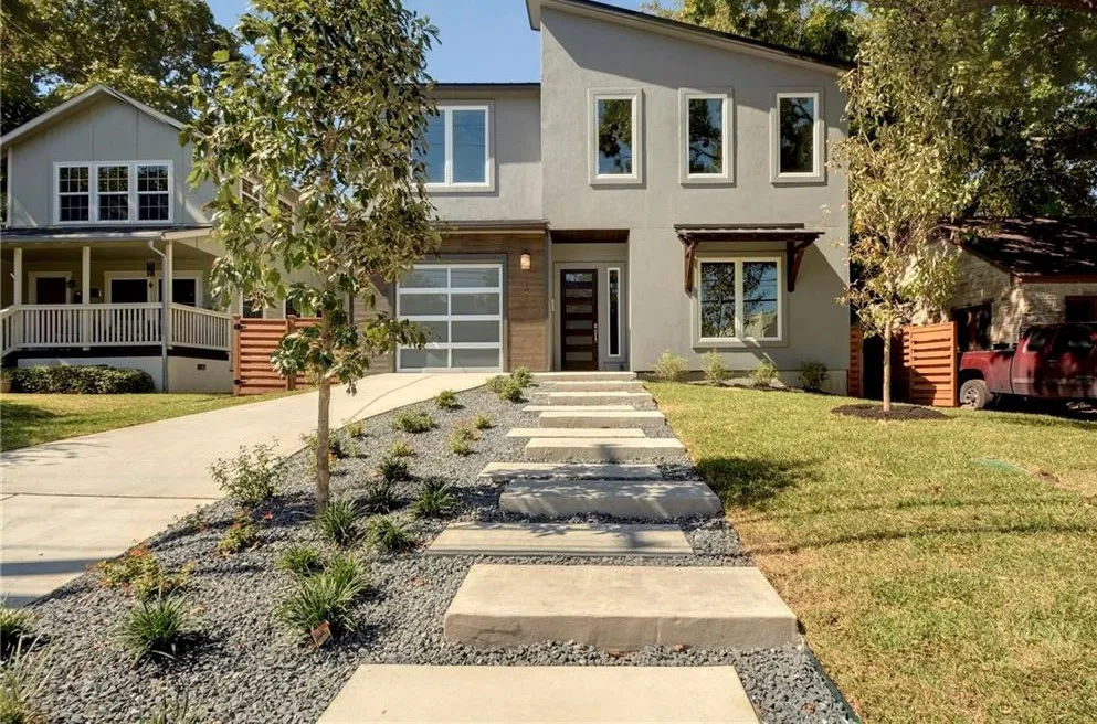 1208 Kinney Avenue Austin, TX 78704