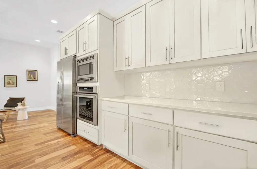 1208 Kinney Avenue Austin, TX 78704