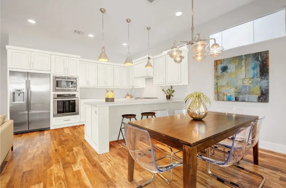 1208 Kinney Avenue Austin, TX 78704